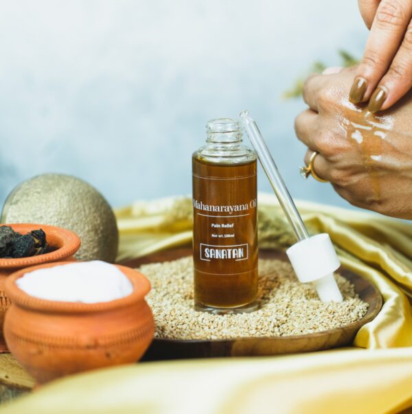 Mahanarayana Oil [31 Herbs Ayurvedic Pain Relief Oil]-100ml